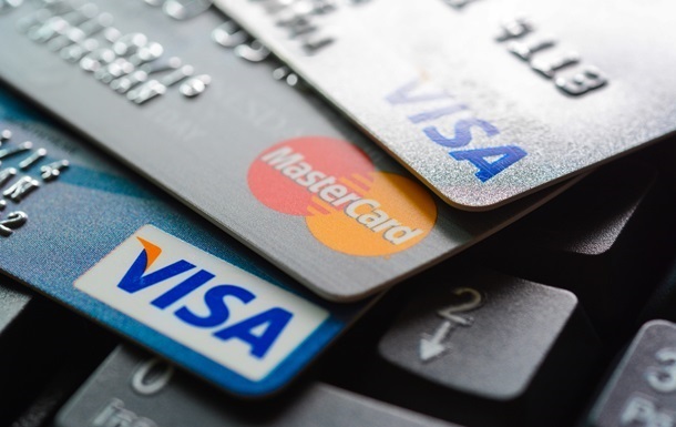 В Україні Visa обійшла Mastercard за кількістю карток в обігу
