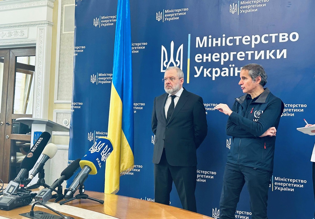 Глава МАГАТЕ прибув з візитом в Україну