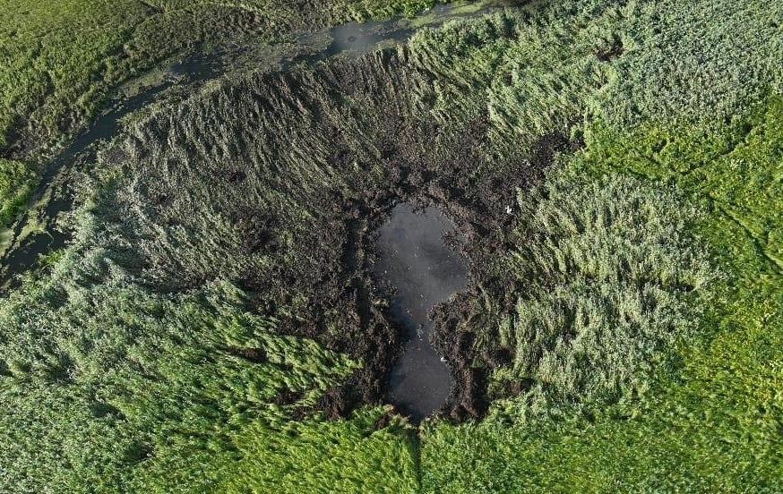 Винищувач Mirage потонув у болоті на Волині – ДБР