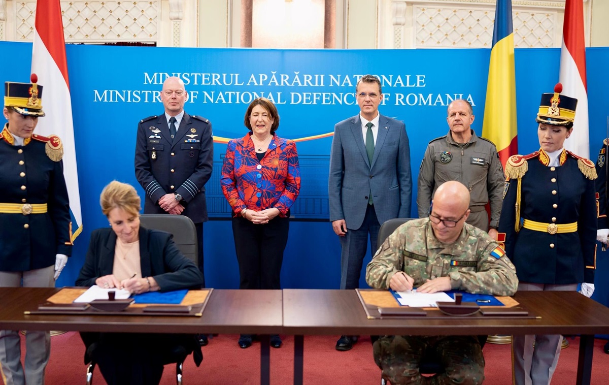 Новини світу - Румунія придбала у Нідерландів винищувачі F-16 за один євро