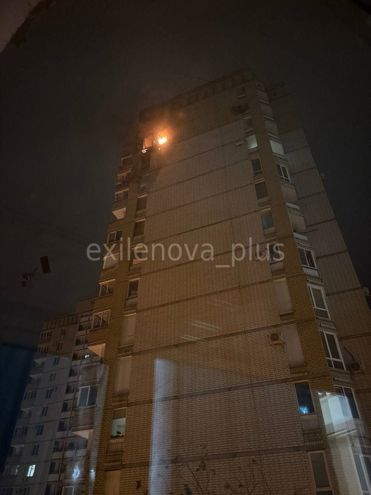 Новини світу - Вибухи і пожежі: російський Волгоград атакують БпЛА