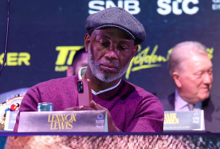 Новини спорту - Леннокс Льюїс відзначив значущість Усика для світового боксу