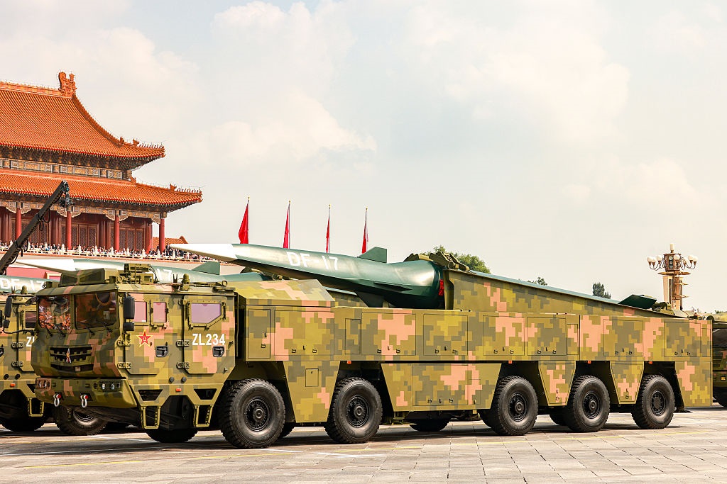 У Китаї заявили про створення наддешевої гіперзвукової ракети