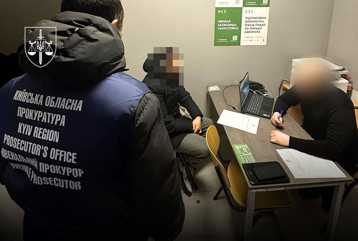 На Київщині правоохоронці вилучили дітей з небезпечних умов проживання