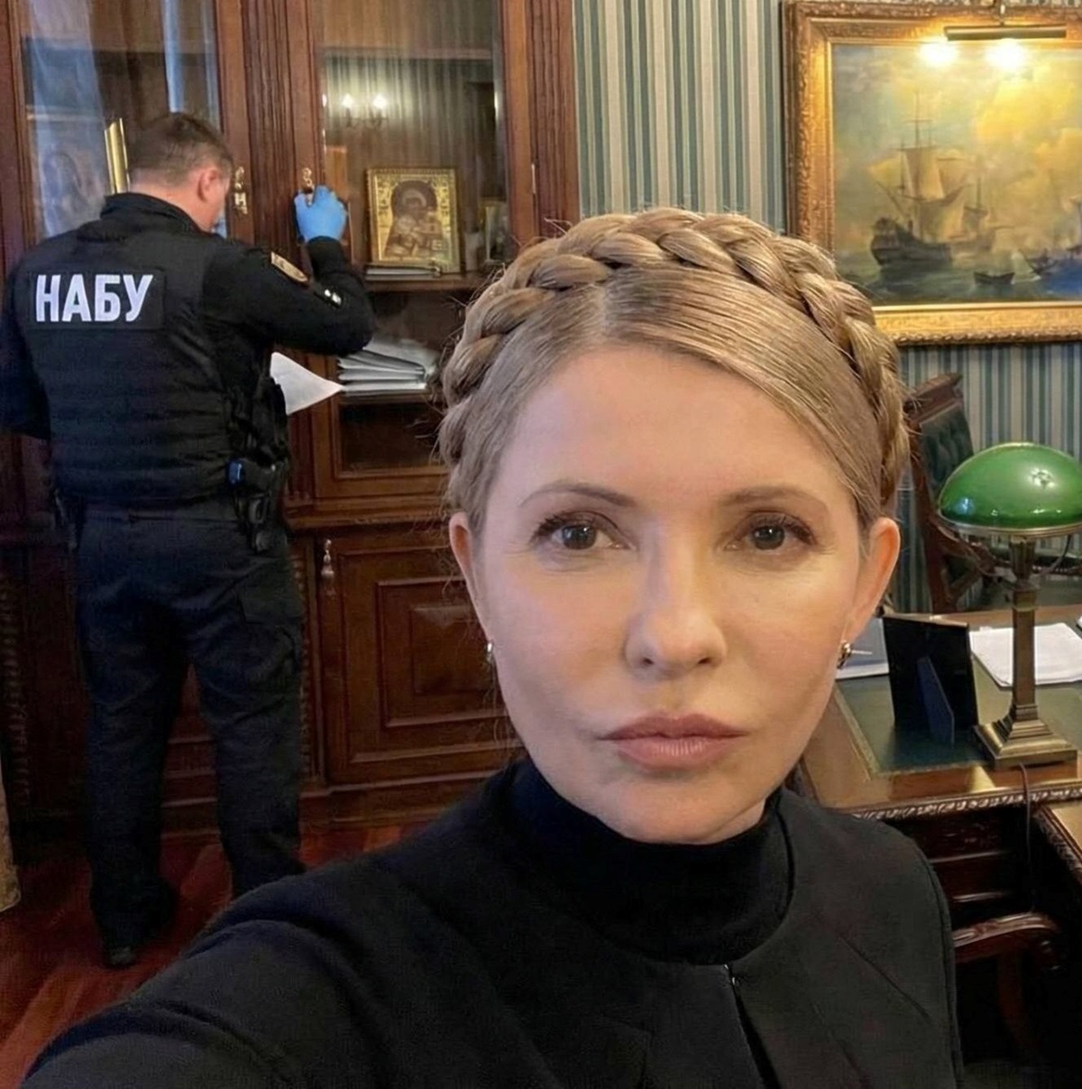 ПідозрЮля. Меми на обшуки в Тимошенко
